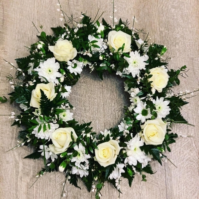 Seasonal White Wreath