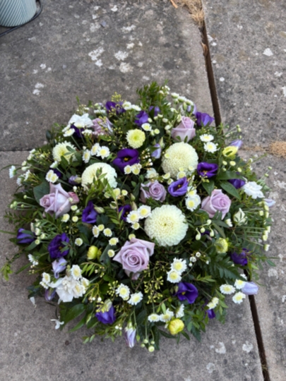 Purple & lvory Posy