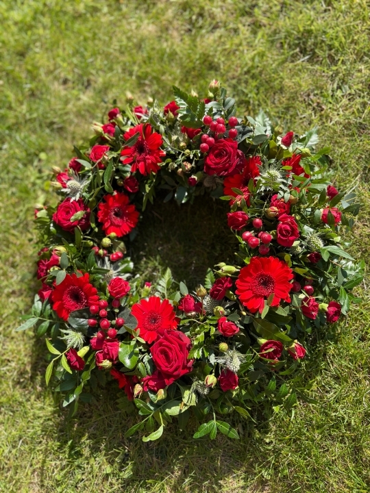 Red Wreath